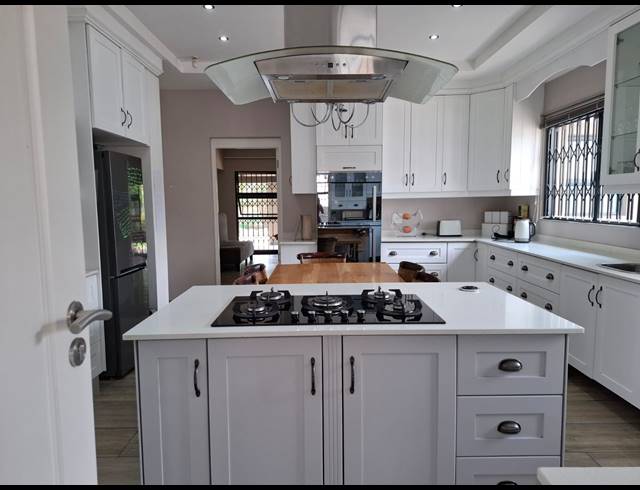 4 BEDROOM HOUSE FOR SALE IN UNITAS PARK